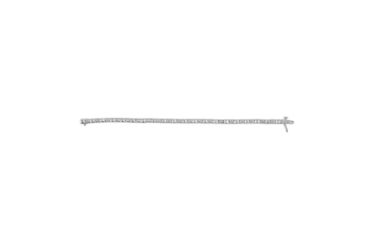 10K White Gold 1/2 Cttw Round and Channel Set Baguette Diamond Alternating Link 7" Bracelet (H-I Color, I2-I3 Clarity)